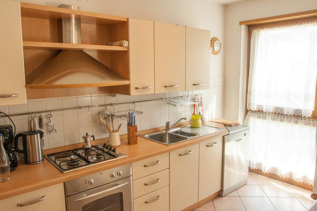 Appartamento Lombardi Riva del Garda Bilik gambar