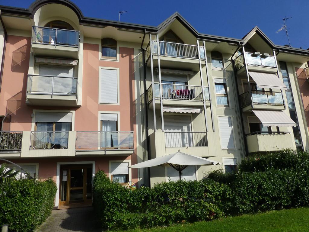 Appartamento Lombardi Riva del Garda Luaran gambar